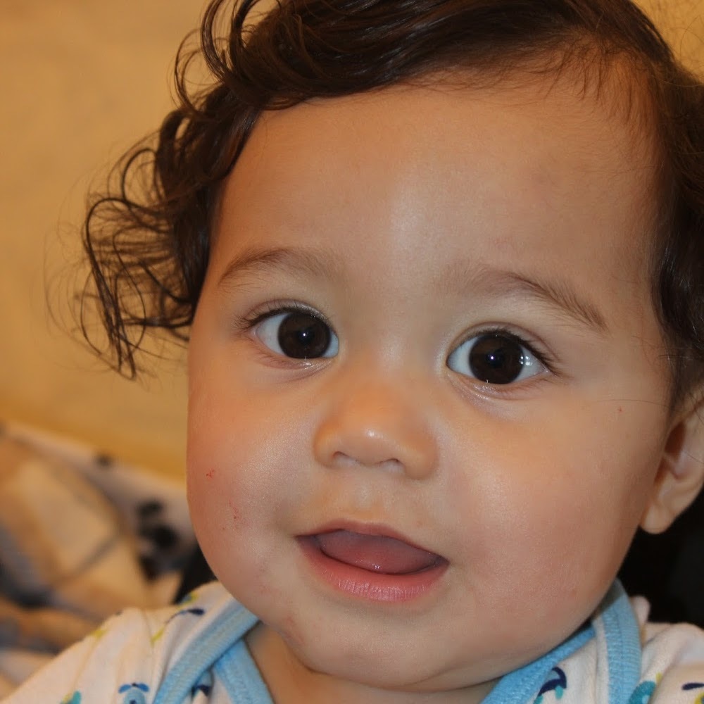 Meet your Posher, Ronielyn